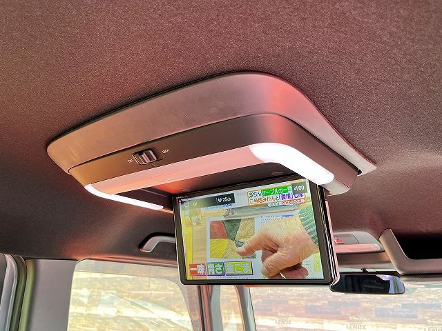 HONDA N BOX 2023 Image 31