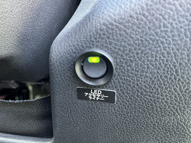 SUBARU IMPREZA SPORT 4WD 2015 Image 31