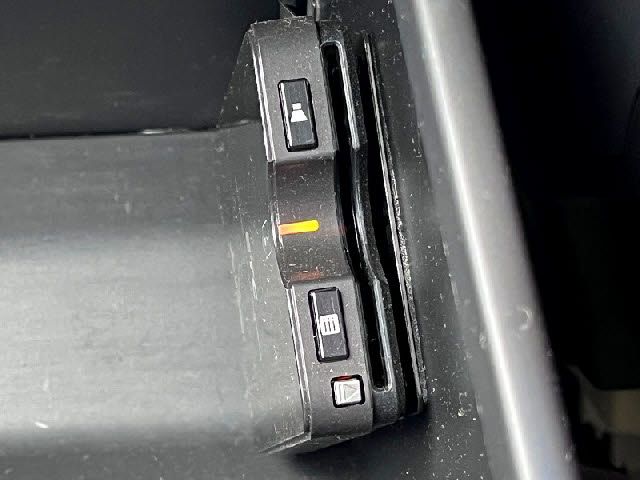 DAIHATSU MOVE CUSTOM 2011 Image 31