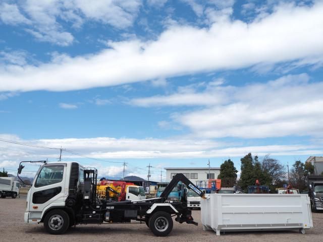 MITSUBISHI FUSOU FIGHTER 2011 Image 31