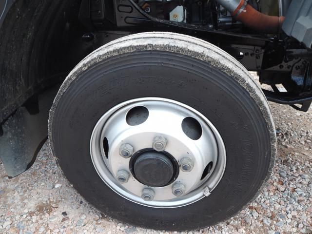 MITSUBISHI FUSOU FIGHTER 2011 Image 31