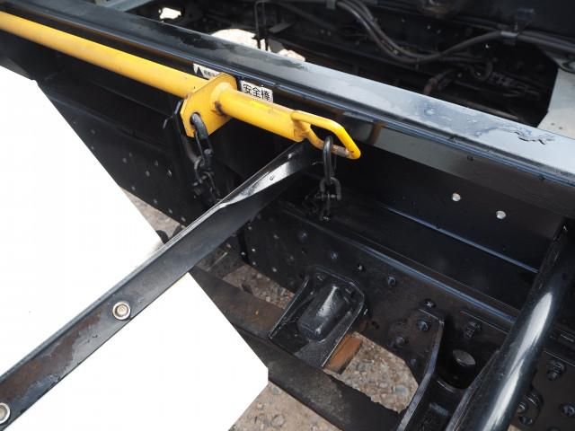 MITSUBISHI FUSOU FIGHTER 2011 Image 31