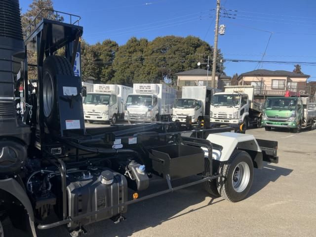 MITSUBISHI FUSOU FIGHTER 2025 Image 31