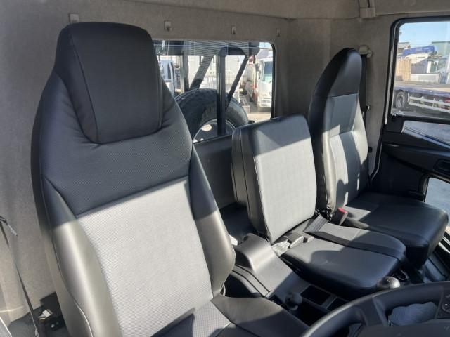 MITSUBISHI FUSOU FIGHTER 2025 Image 31