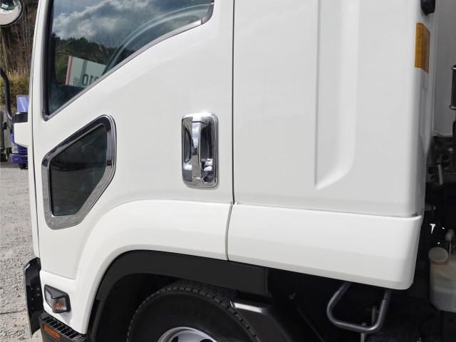 ISUZU FORWARD 2017 Image 31