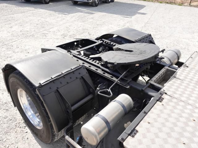 NISSAN DIESEL QUON 2022 Image 31