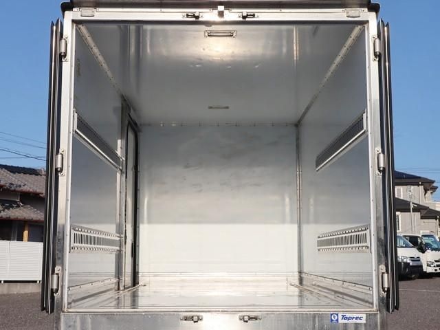 MITSUBISHI CANTER 2017 Image 31