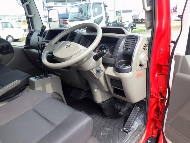 NISSAN ATLAS 2011 Image 31