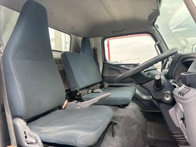 MITSUBISHI CANTER 2013 Image 31