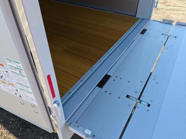 HINO DUTRO 2024 Image 31