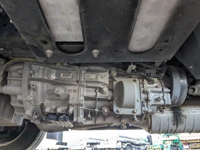 MITSUBISHI CANTER 2024 Image 31