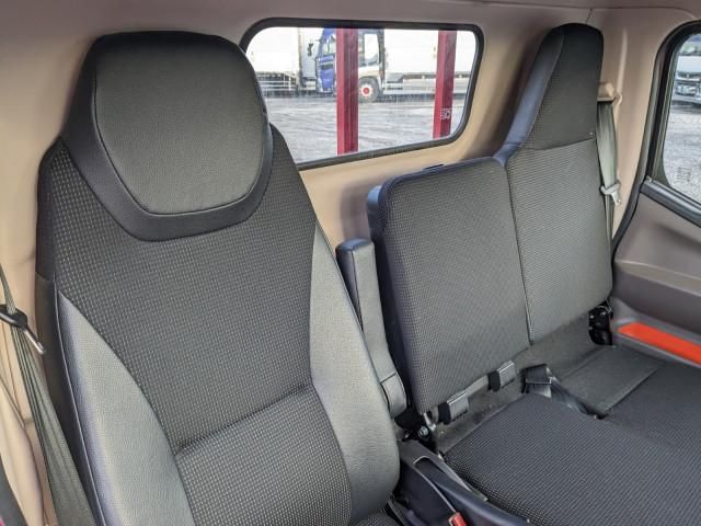 MITSUBISHI CANTER 2024 Image 31