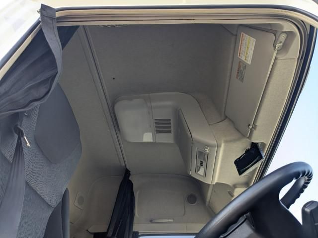 MITSUBISHI FUSOU SUPER GREAT 2022 Image 31