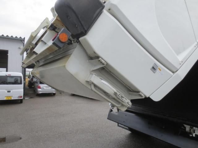 MITSUBISHI FUSOU FIGHTER 2020 Image 31