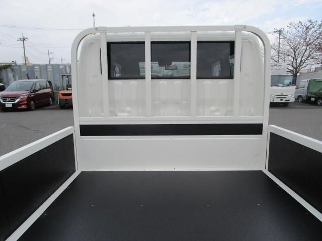 HINO DUTRO 2025 Image 31