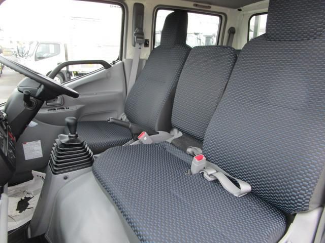 HINO DUTRO 2025 Image 31