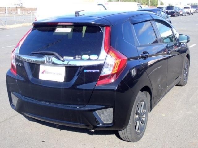 HONDA FIT HYBRID 2017 Image 31