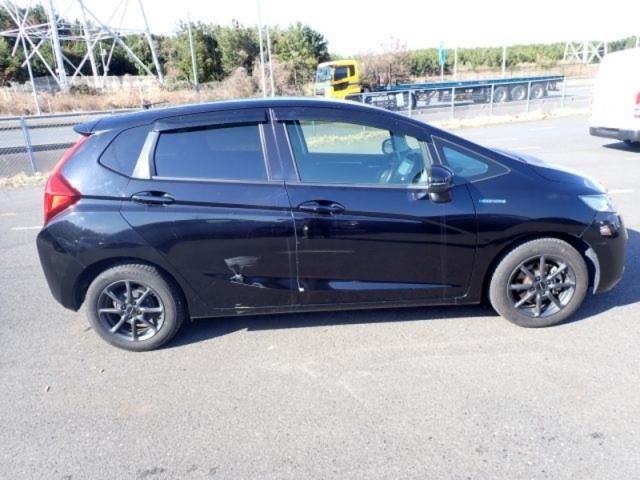 HONDA FIT HYBRID 2017 Image 31