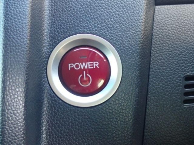 HONDA FIT HYBRID 2017 Image 31