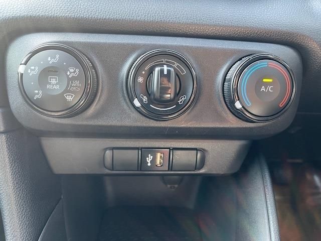 TOYOTA YARIS 2022 Image 31