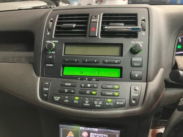 TOYOTA CROWN SEDAN 2011 Image 31