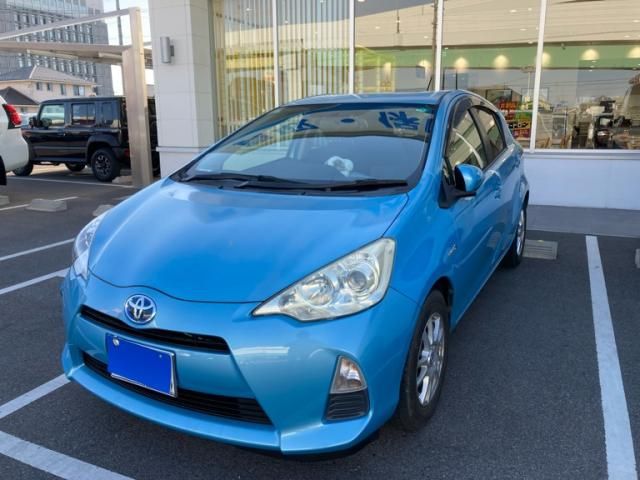 TOYOTA AQUA 2013 Image 31