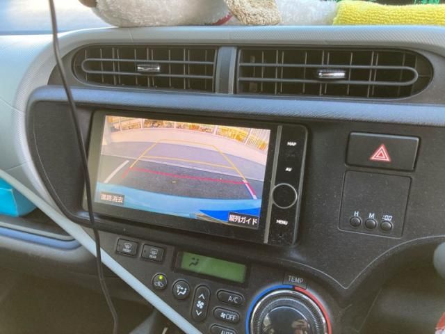 TOYOTA AQUA 2013 Image 31