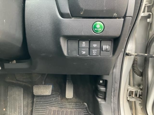 HONDA FIT HYBRID 4WD 2015 Image 31