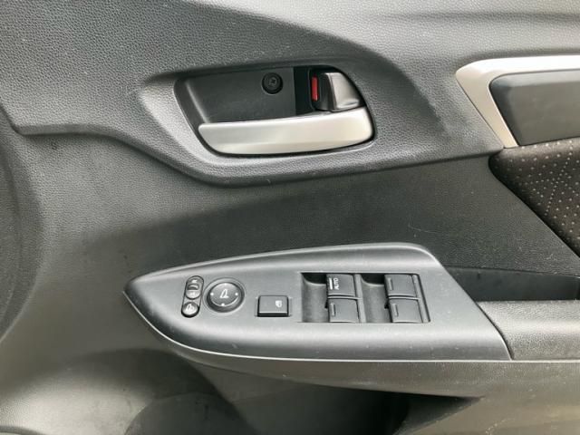 HONDA FIT HYBRID 4WD 2015 Image 31