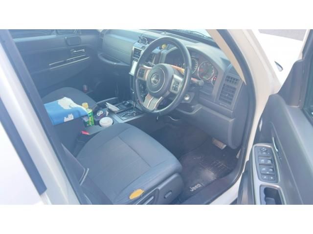 JEEP CHEROKEE 2012 Image 31