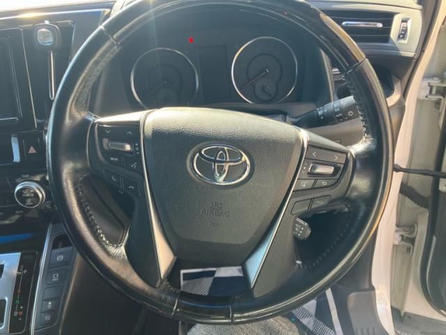 TOYOTA VELLFIRE 2017 Image 31