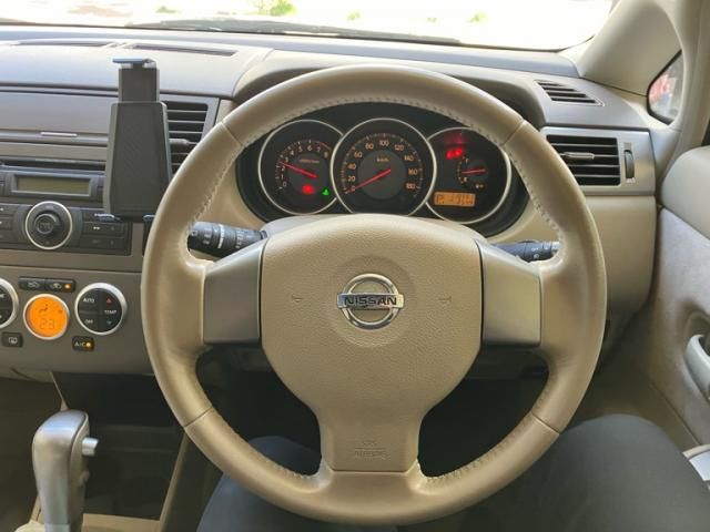NISSAN TIIDA 2007 Image 31