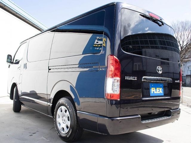 TOYOTA HIACE VAN 2WD 2023 Image 31