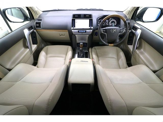 TOYOTA LANDCRUISER PRADO 2022 Image 31