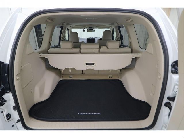 TOYOTA LANDCRUISER PRADO 2022 Image 31