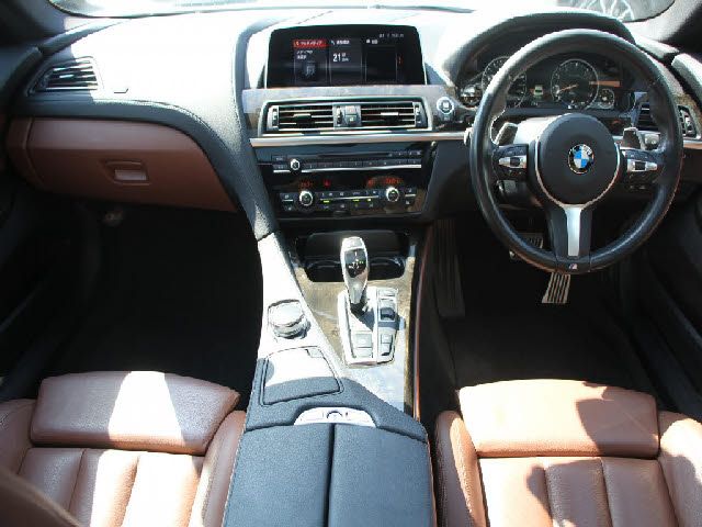BMW 6SERIES GRAN COU 2018 Image 31