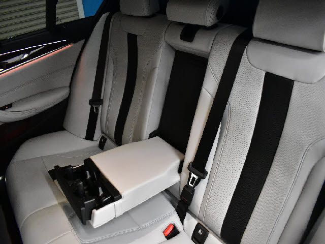 BMW M5 2018 Image 31