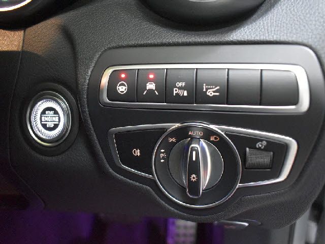 MERCEDES BENZ C CLAS 2020 Image 31