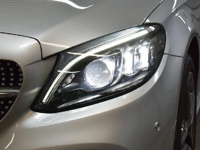 MERCEDES BENZ C CLAS 2020 Image 31