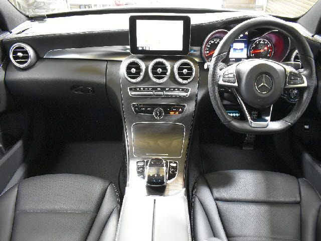 MERCEDES BENZ C CLAS 2015 Image 31