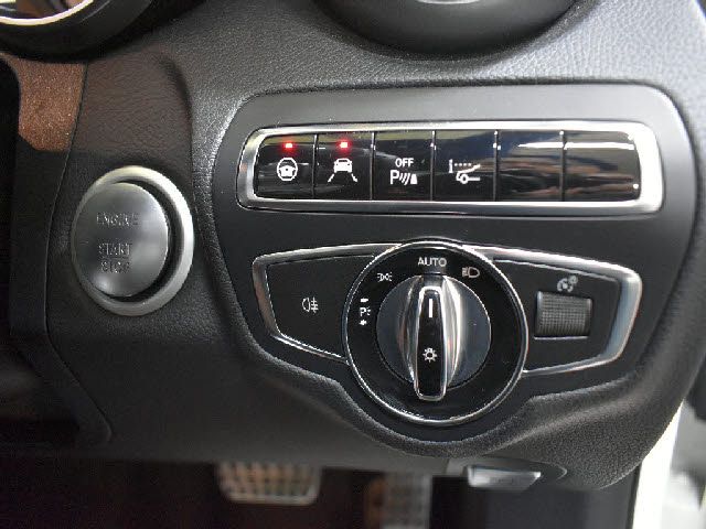 MERCEDES BENZ C CLAS 2015 Image 31