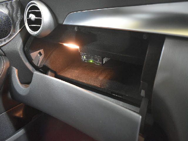 MERCEDES BENZ C CLAS 2015 Image 31