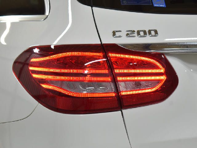 MERCEDES BENZ C CLAS 2015 Image 31