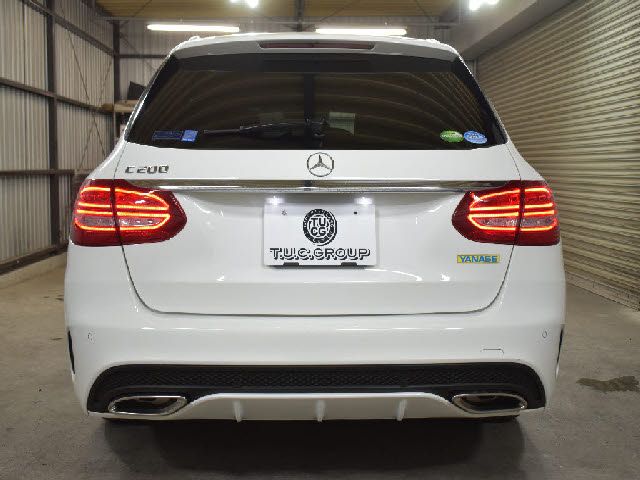 MERCEDES BENZ C CLAS 2015 Image 31