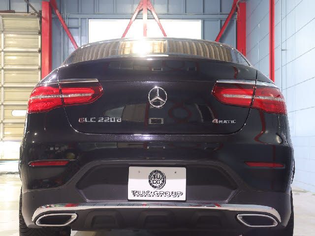 MERCEDES BENZ GLC CL 2017 Image 31