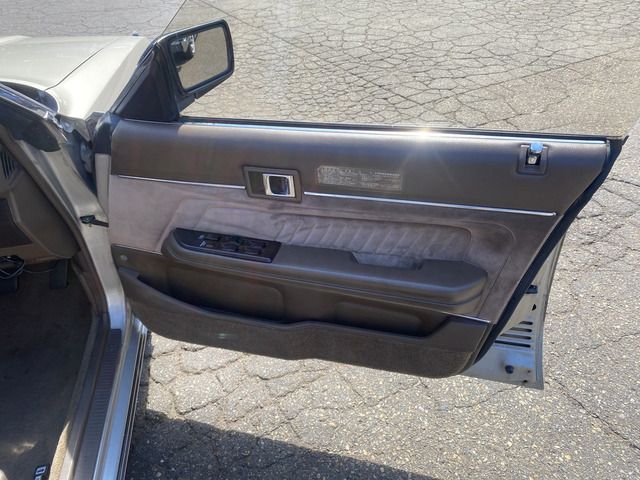 TOYOTA MARK2 HARDTOP 1985 Image 31