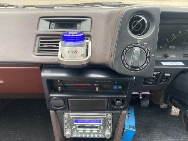 TOYOTA COROLLA LEVIN 1984 Image 31