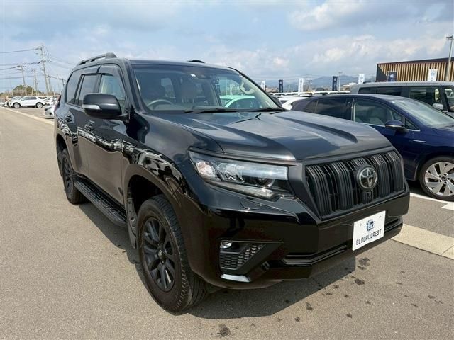 TOYOTA LANDCRUISER PRADO 2023 Image 31