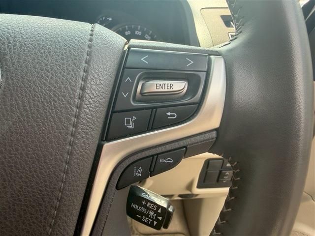 TOYOTA LANDCRUISER PRADO 2023 Image 31