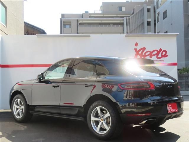 PORSCHE MACAN 2017 Image 31